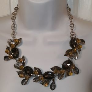 A & A Silvertone & Faceted Bead Leaf Choker